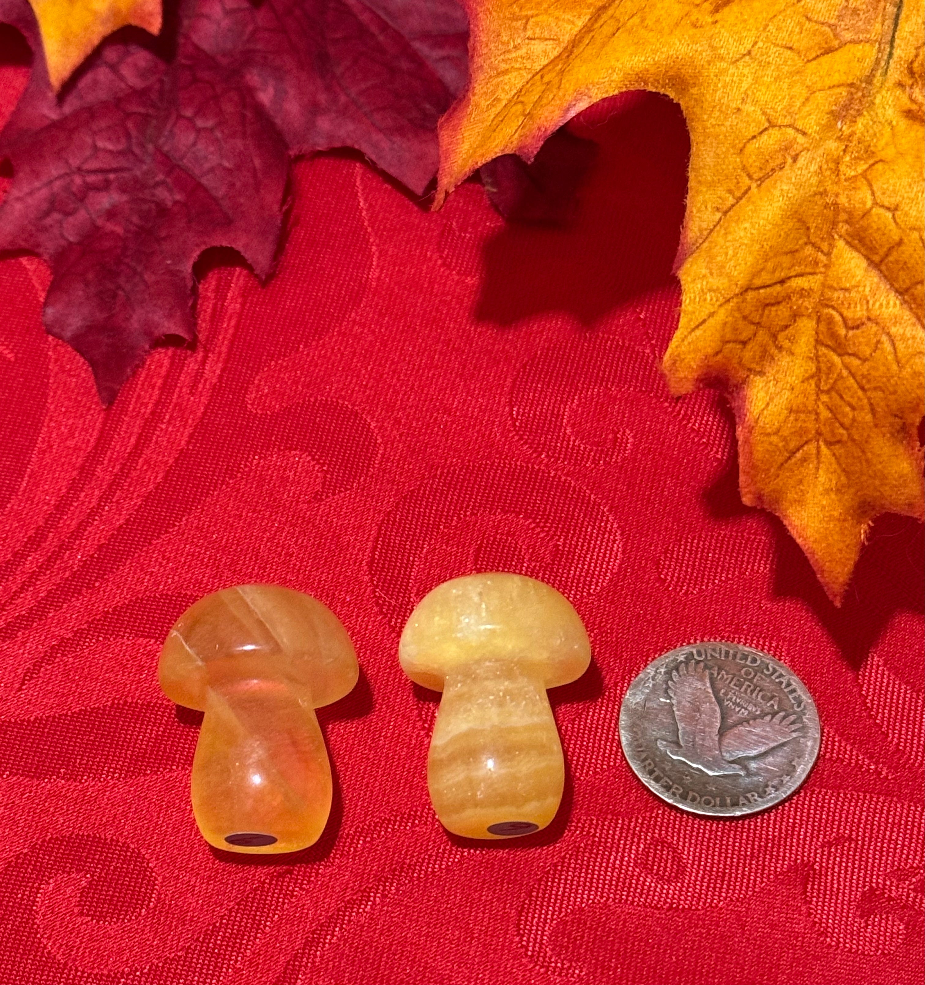 31mm Yellow Fluorite Carved Mushroom
