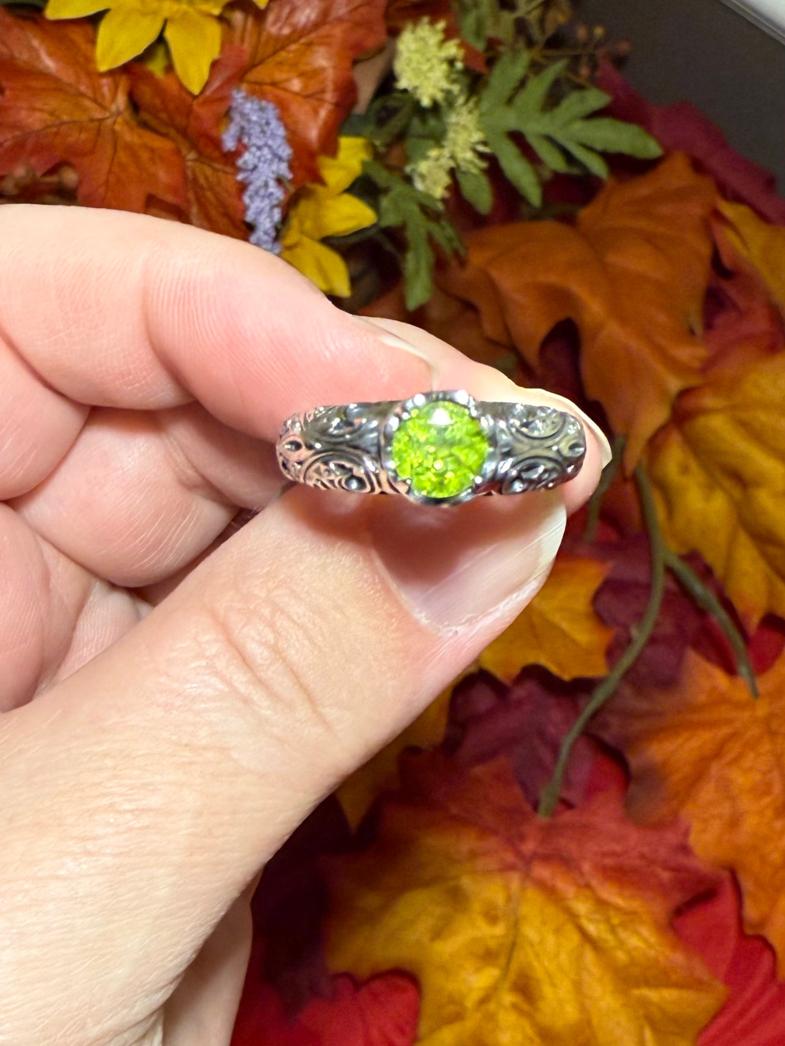 Faceted Peridot Sterling Silver Filigree Ring, size 10
