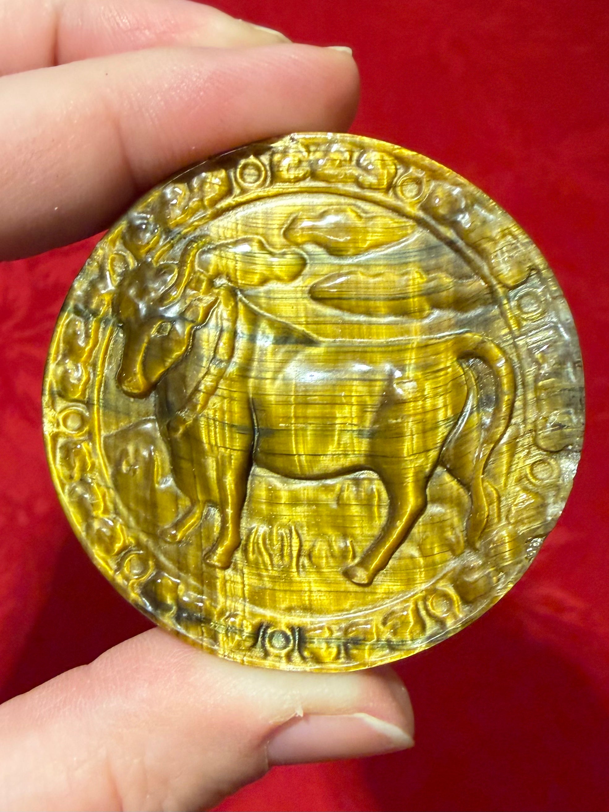 50mm Tigerseye Tiger’s Eye Zodiac Sign Taurus Cameo