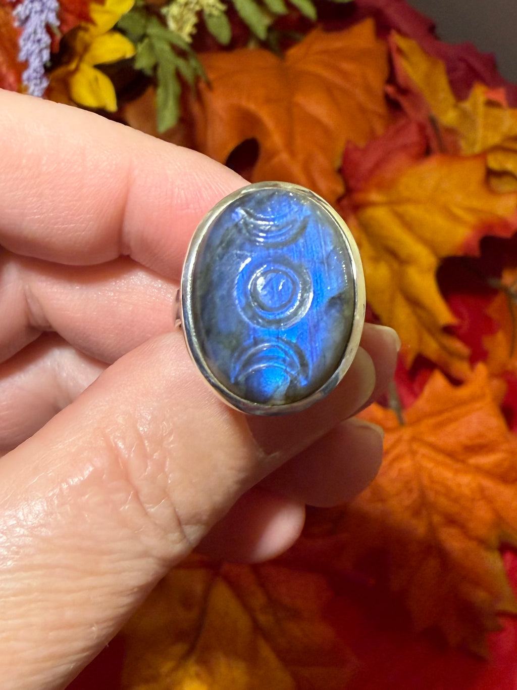 Carved Labradorite Triple Moon Sterling Silver Ring, size 8