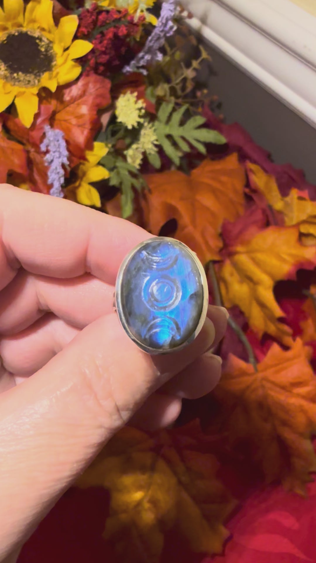 Carved Labradorite Triple Moon Sterling Silver Ring, size 8